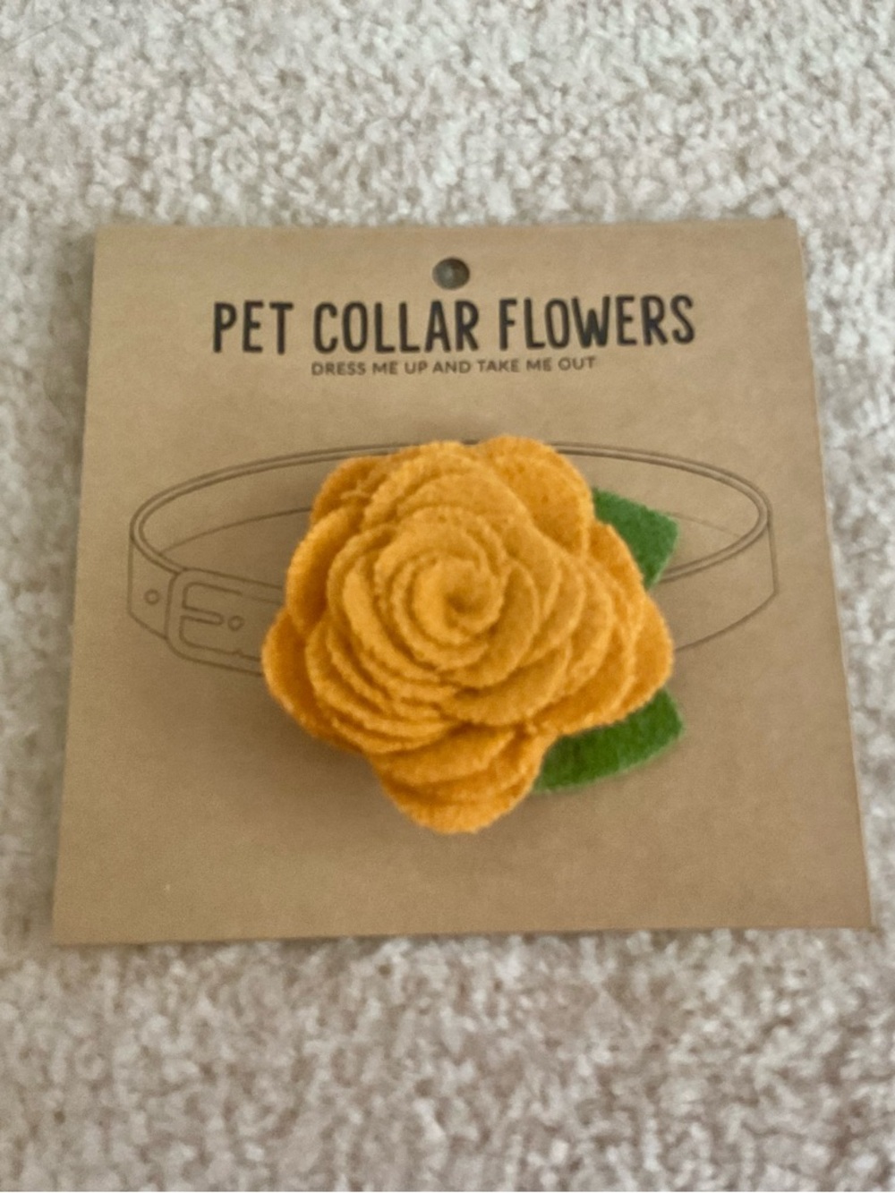 NWT Gold Pet Collar Flower